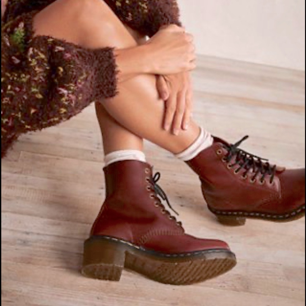BNIB Dr. Martens Clemency Lace-Up Boots